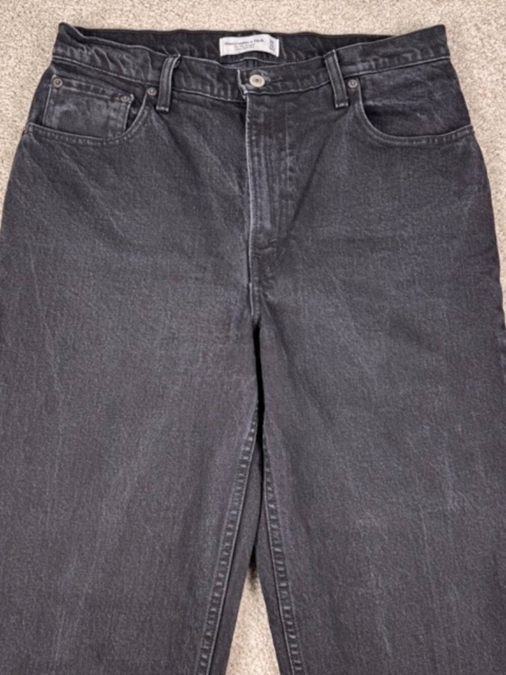 Abercrombie & Fitch The 90s Straight Ultra High Rise Jeans Black Size 30 / 10L
